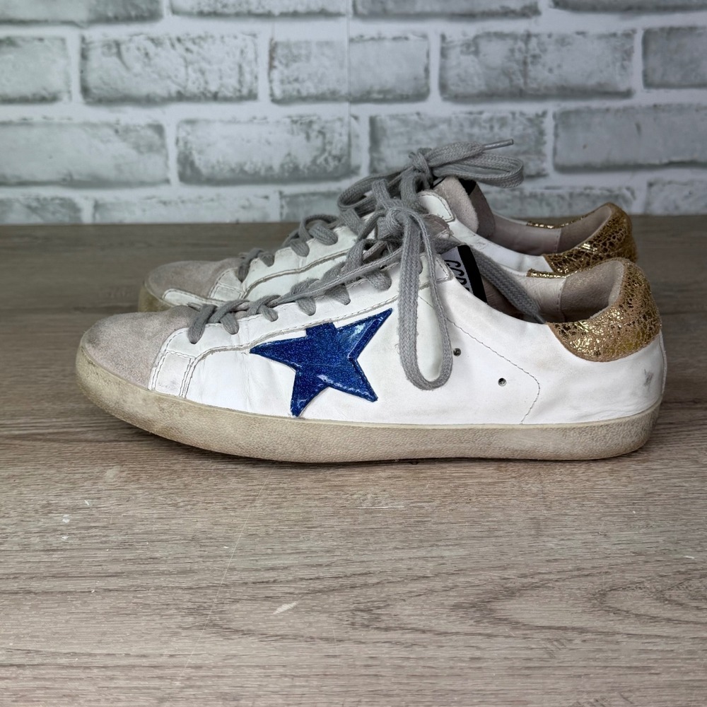 Women's White Sneakers with Blue Star and Gold Heel - Golden Brand REPOSH